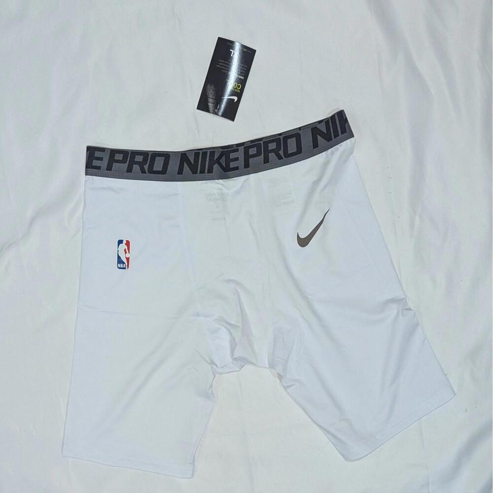 NWT Nike Pro Combat NBA Compression Shorts Men's Dri-FIT Size XL White - Picture 2 of 5